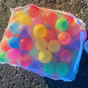Ball pit plastic balls 100